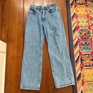 Abercrombie & Fitch High Rise ‘90s Relaxed Jean - Curve Love